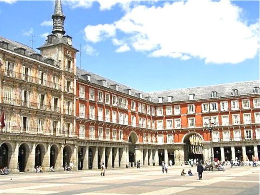 El Apartamento En Opera Palacio Real Madrid Luaran gambar